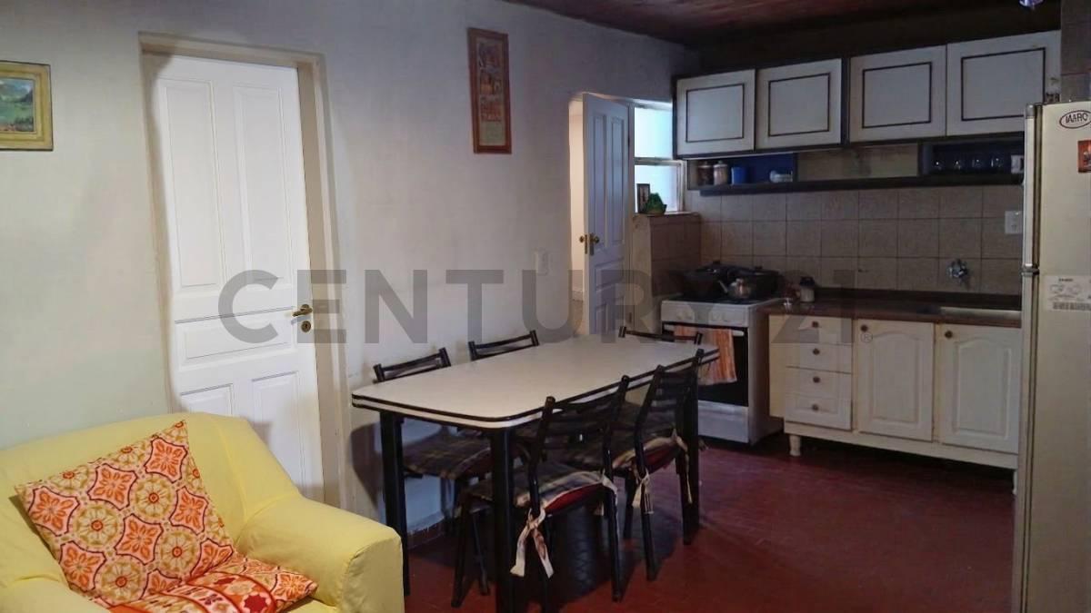 Foto de En Venta: Hermosa Casa Familiar de 3 Dormitorios con Hogar, Garage y, imagen 4