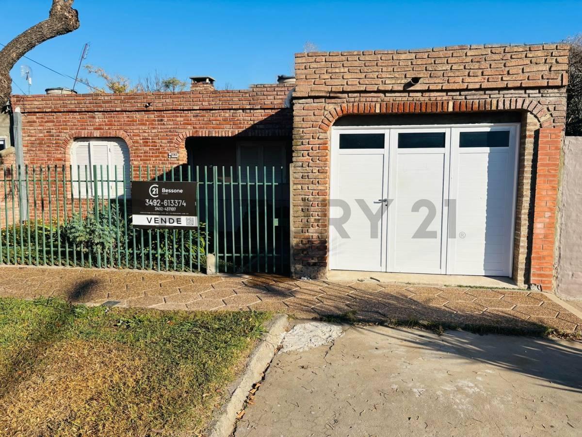 Foto de En Venta: Hermosa Casa Familiar de 3 Dormitorios con Hogar, Garage y, imagen 1