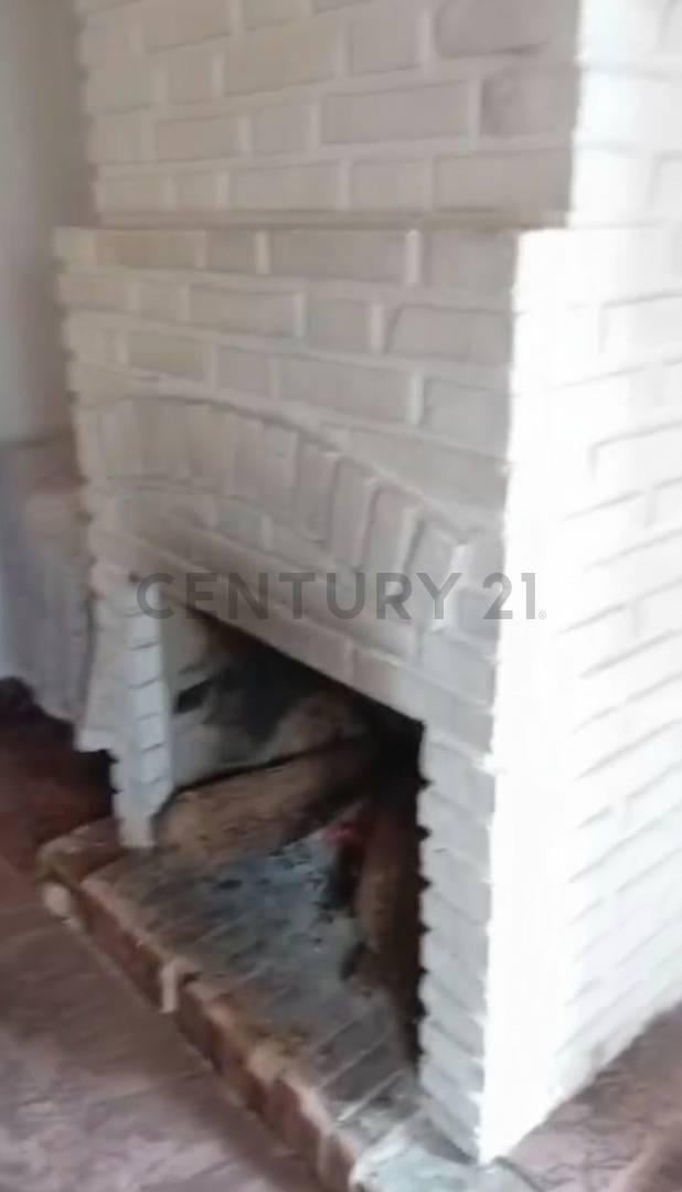 Foto de En Venta: Hermosa Casa Familiar de 3 Dormitorios con Hogar, Garage y, imagen 2