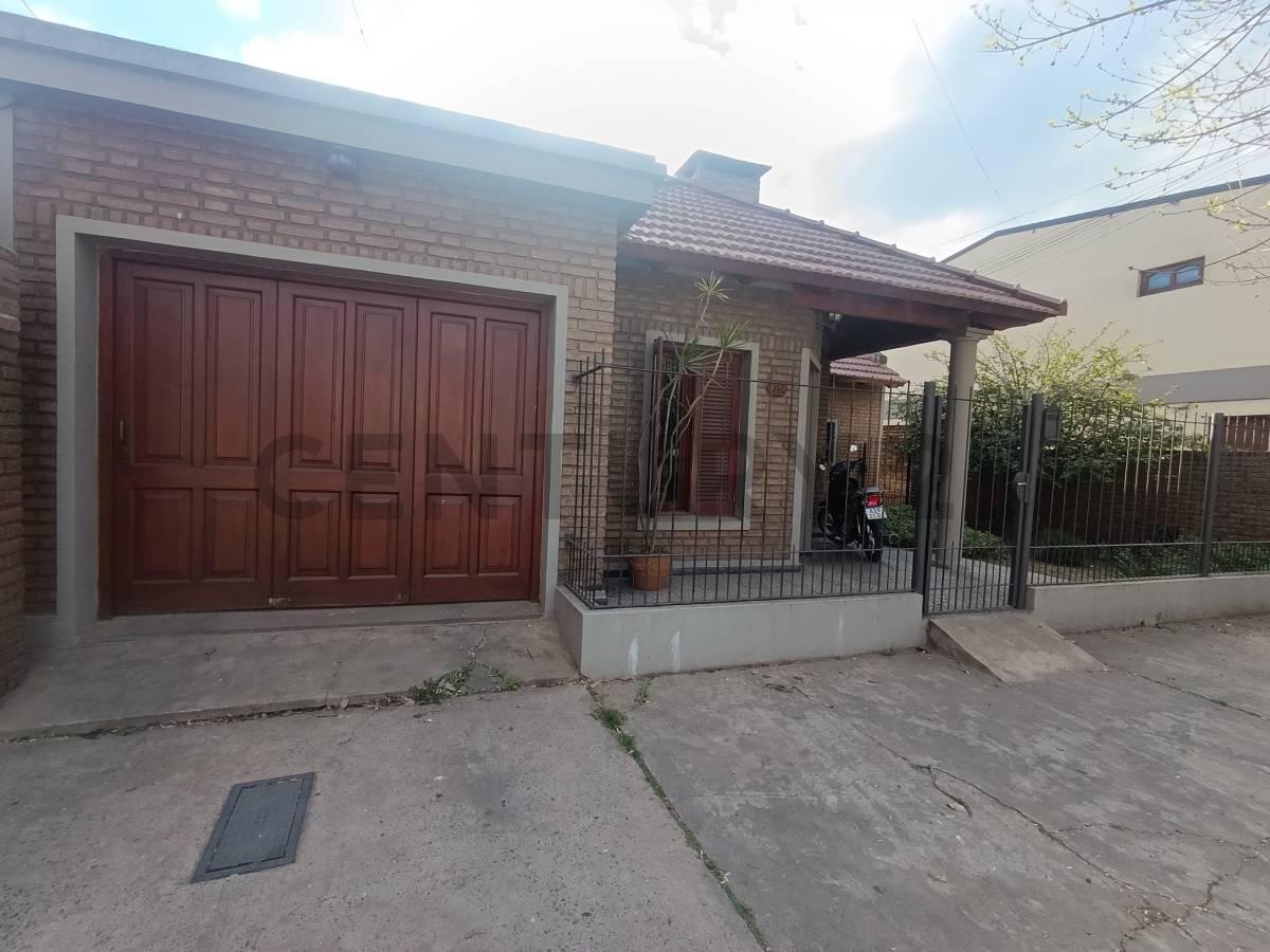 Foto de SE VENDE CASA EN RAFAELA - BARRIO AMANCAY, imagen 2