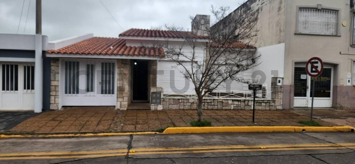 Foto de Se vende casa en barrio Mosconi de Rafaela, imagen 1