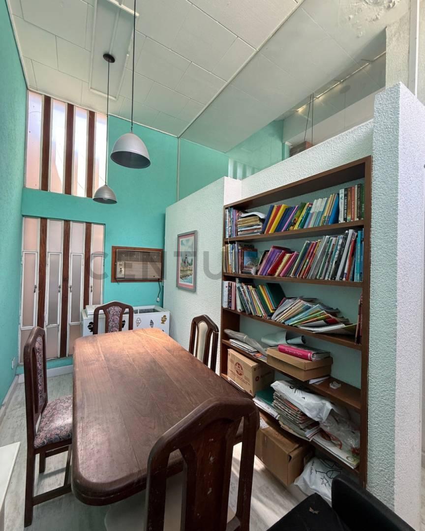 Foto de VENTA de Exclusiva propiedad con vivienda, estudio y sector, imagen 3