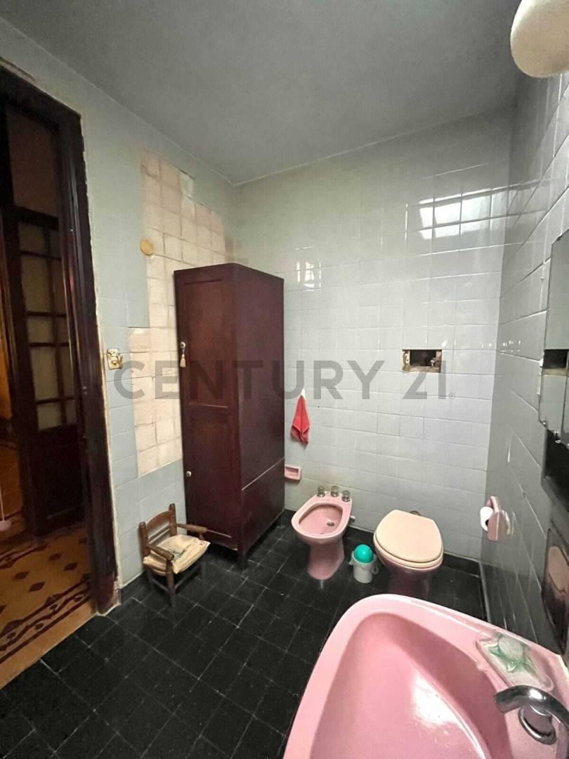 Foto de Casa en Venta a Reciclar en Rafaela, barrio Alberdi, imagen 5