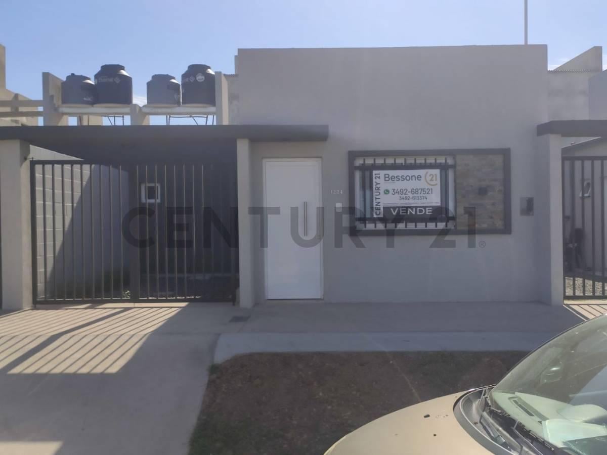 Foto de Casa en venta en Rafaela - Barrio la cañada, imagen 2