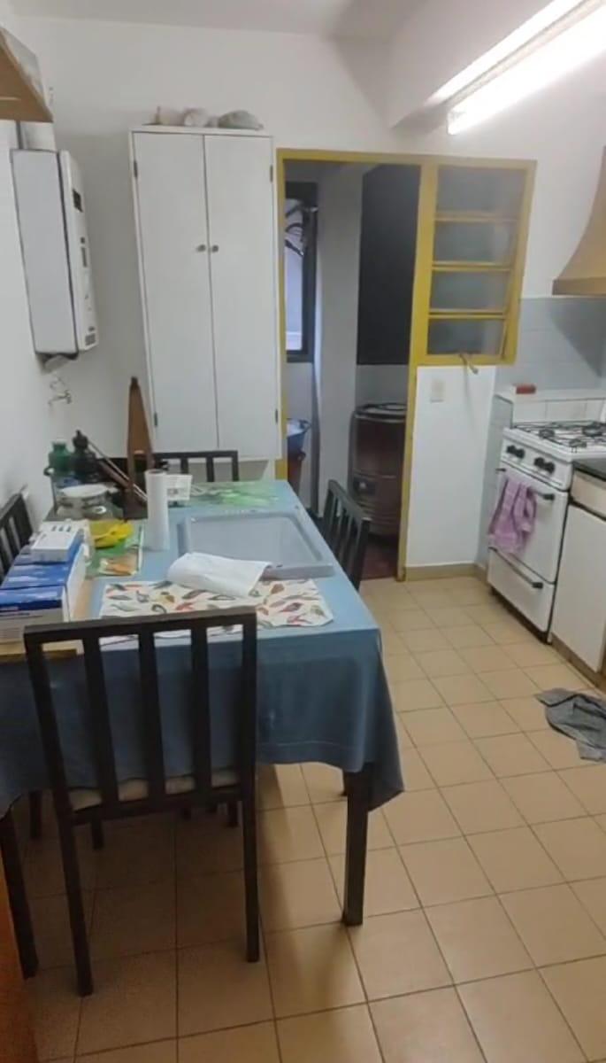 Departamento 1 Dormitorio y 4 Ambientes Abasto 2