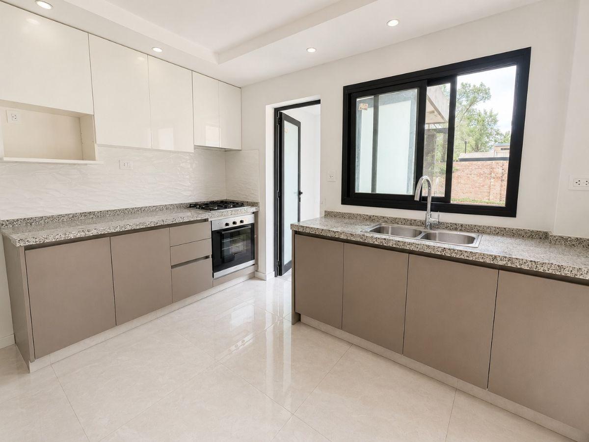 Foto de CASA A ESTRENAR DE CALIDAD Y DISEÑO EN LOS SOLARES FUNES, imagen 5