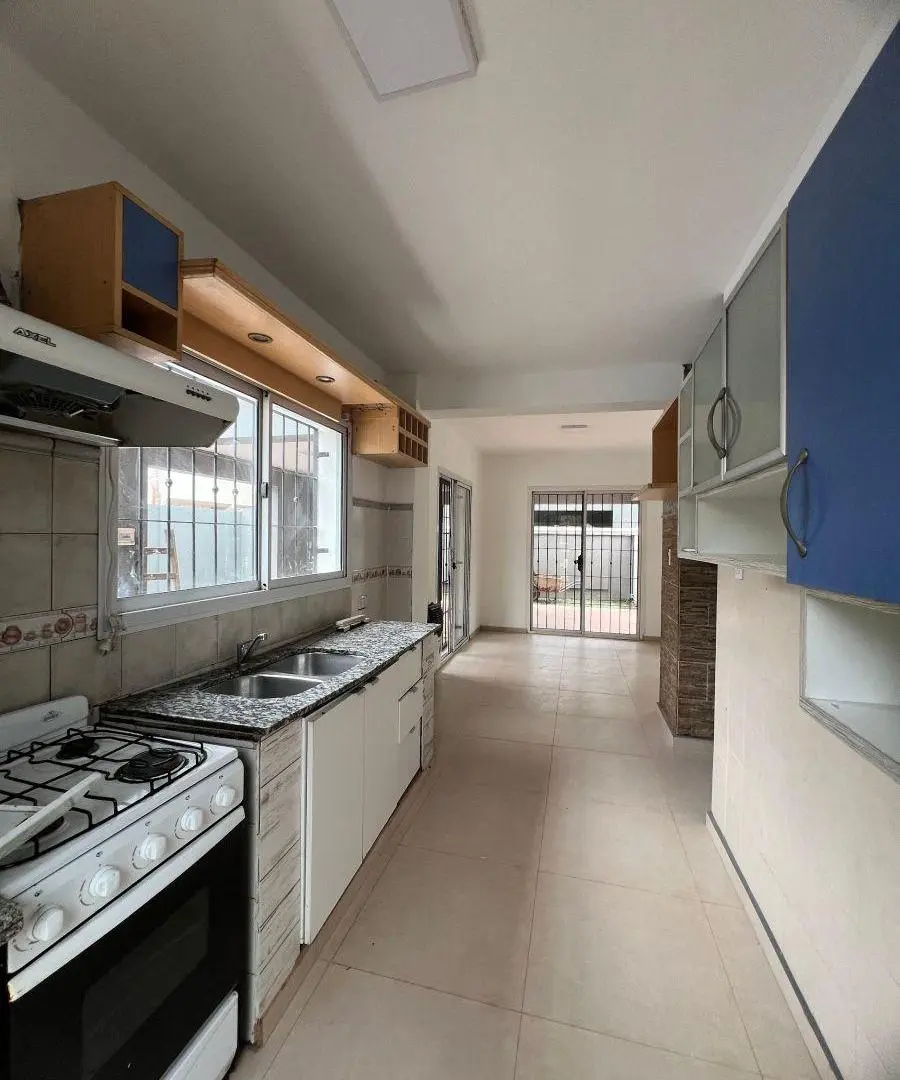 HERMOSO DUPLEX 4 DORM EN HOUSING - ZONA NORTE 5