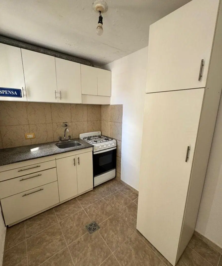 Alquilo Departamento 1 dormitorio en Complejo 3