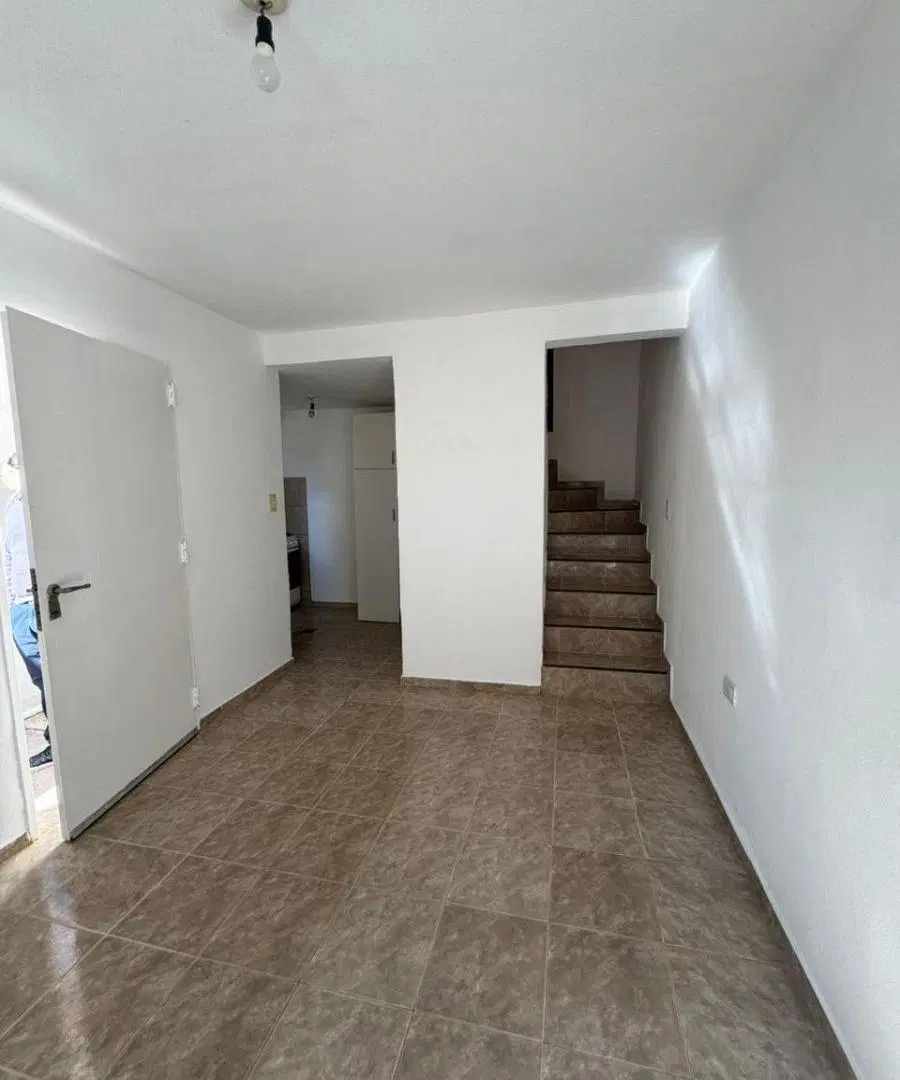 Alquilo Departamento 1 dormitorio en Complejo 5