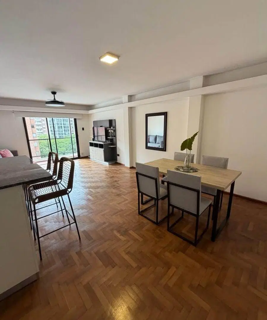 Departamento de 1 Dormitorio Remodelado | Categoría, Doble Balcón y Excelente Ubicación 5