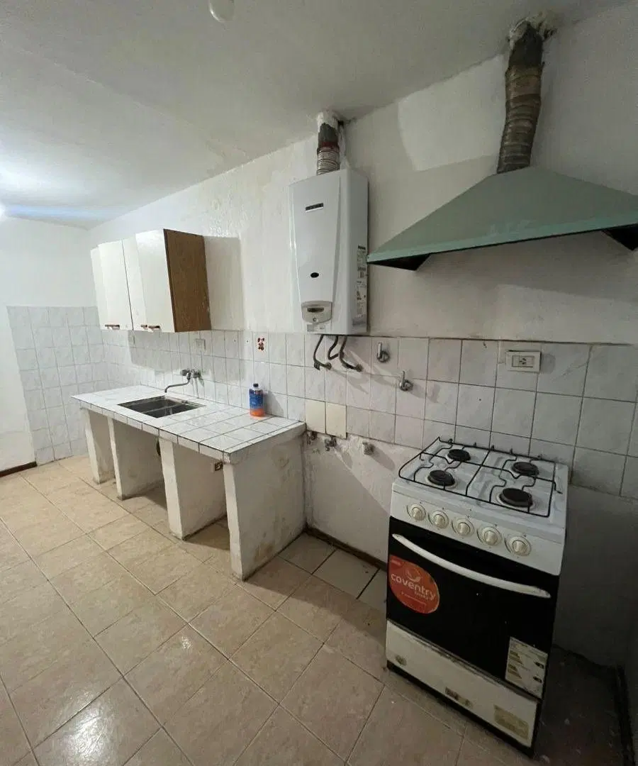 CASA 2 DORM CON COCHERA Y QUINCHO - B QUEBRADA DE LAS ROSAS 2
