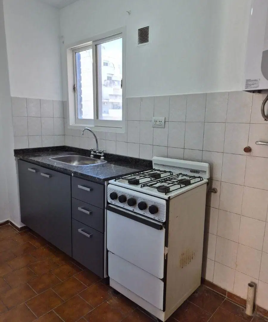 Departamento 1 dormitorio con balcón en Nueva Córdoba 5