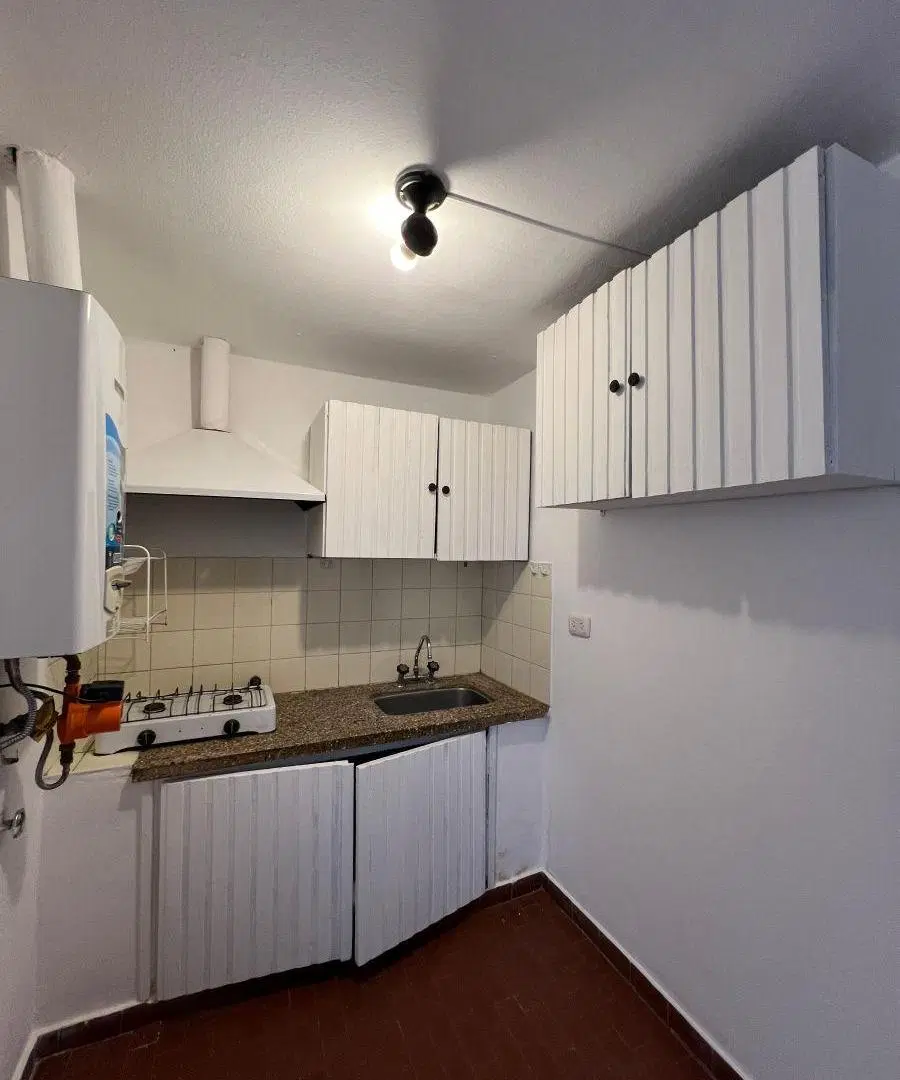 Barato dpto 1 dorm 25m2 sin expensas - B General Paz 4