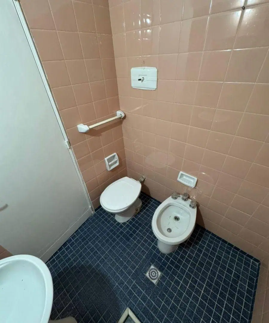 Increíble precio | Departamento de 1 dormitorio con escritura sobre Av. Estrada 4