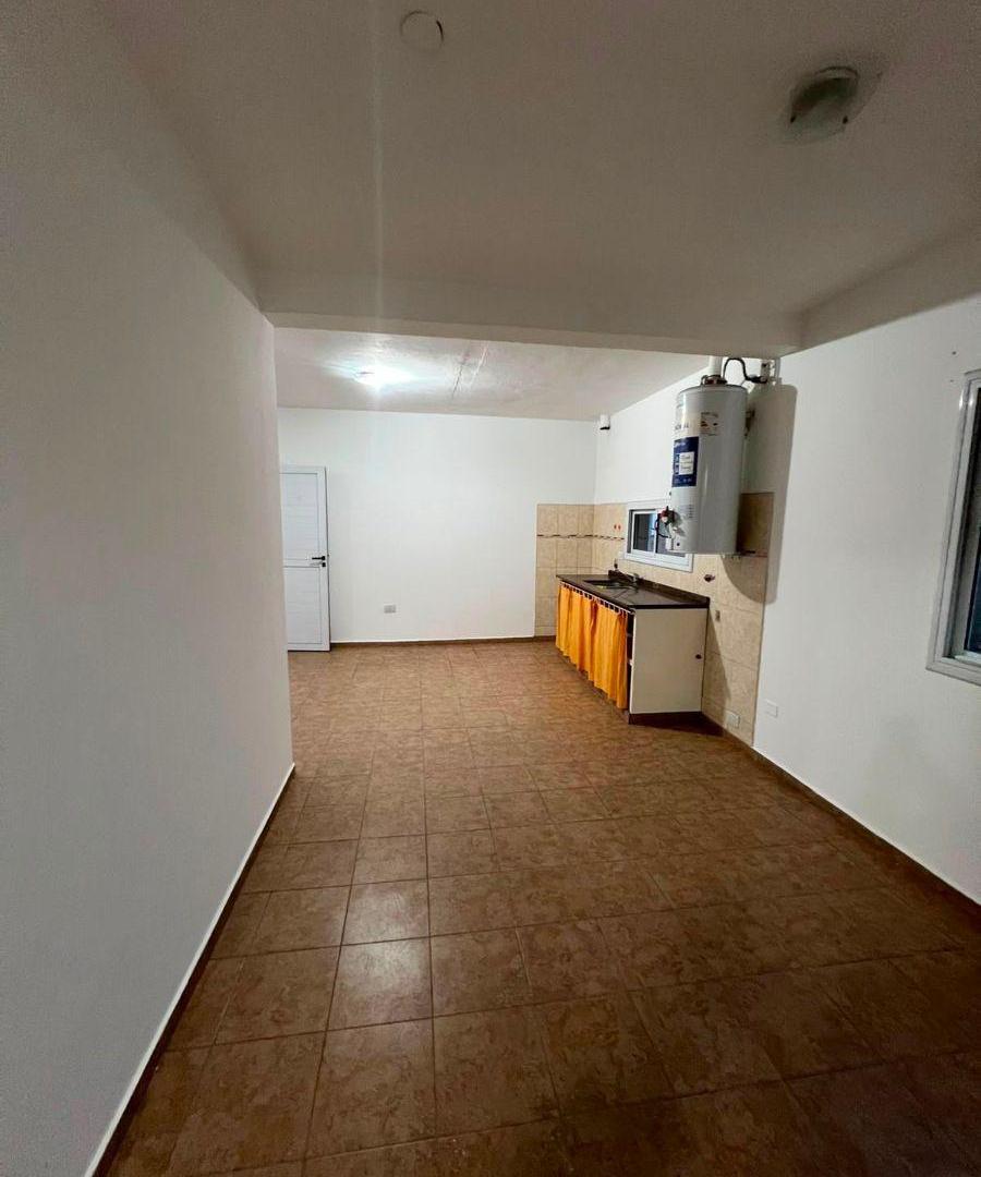 Foto de Ph 2 Dorm con Cochera y patio con asador - B° Rosedal, imagen 2