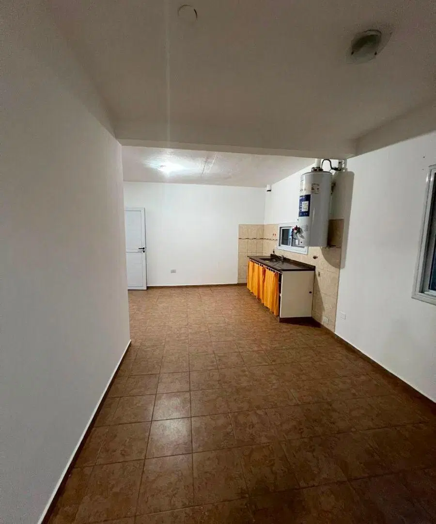 Ph 2 Dorm con Cochera y patio con asador - B° Rosedal 2