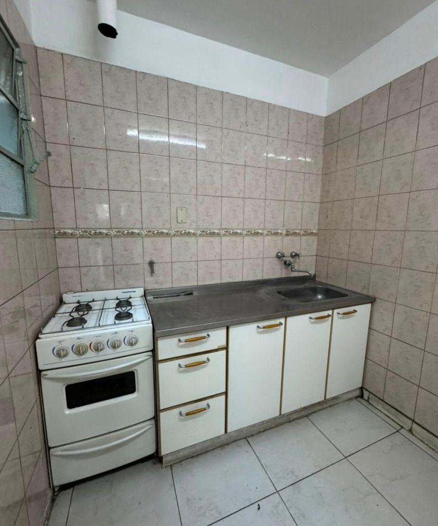 Foto de ALQUILER LOCAL COMERCIAL , APTO TODO RUBRO, imagen 4