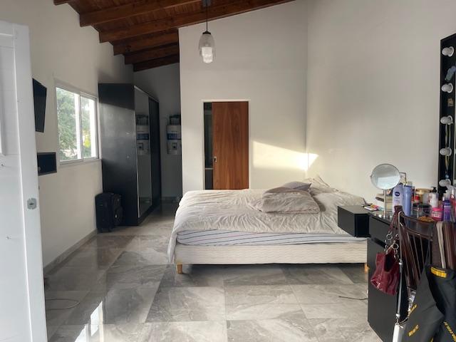 Chalet de 4 Ambientes con Pileta en Venta La Union Ezeiza.