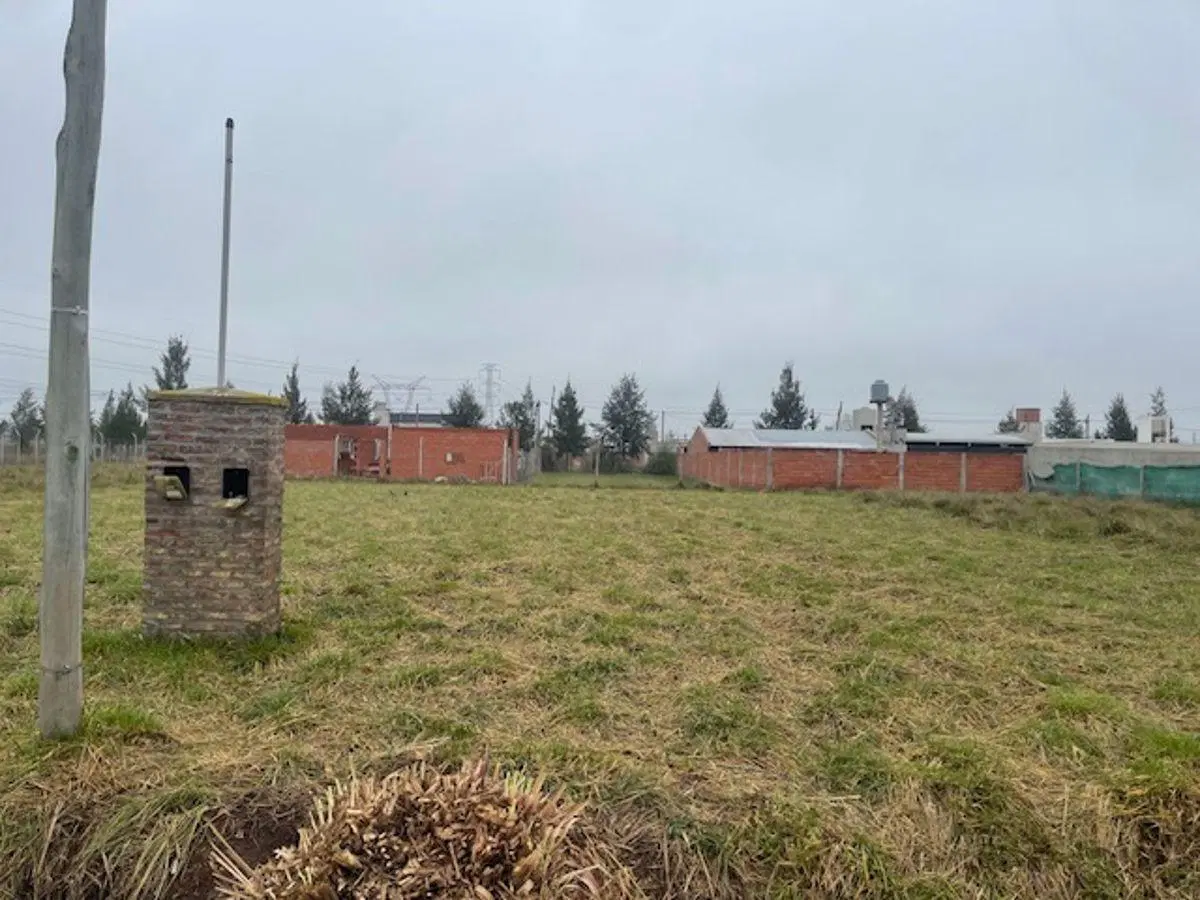 Lote a la Venta en Barrio Moradas de Máximo Paz. 4
