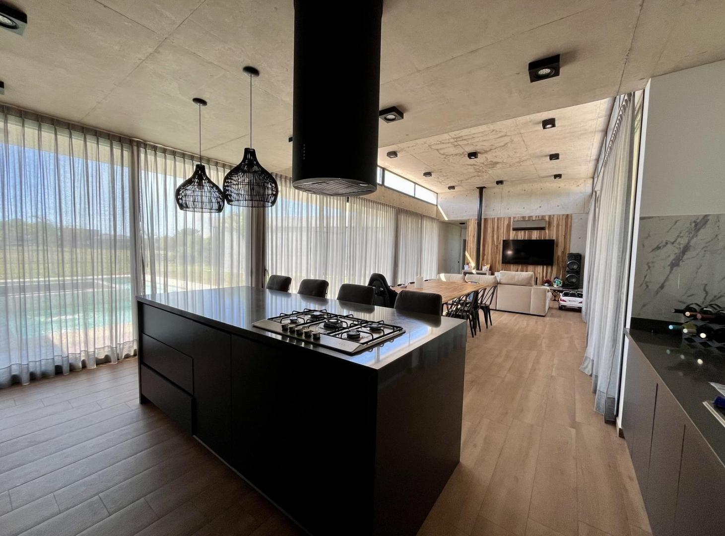 Foto de EXCLUSIVA CASA EN HARAS SAN PABLO, imagen 3
