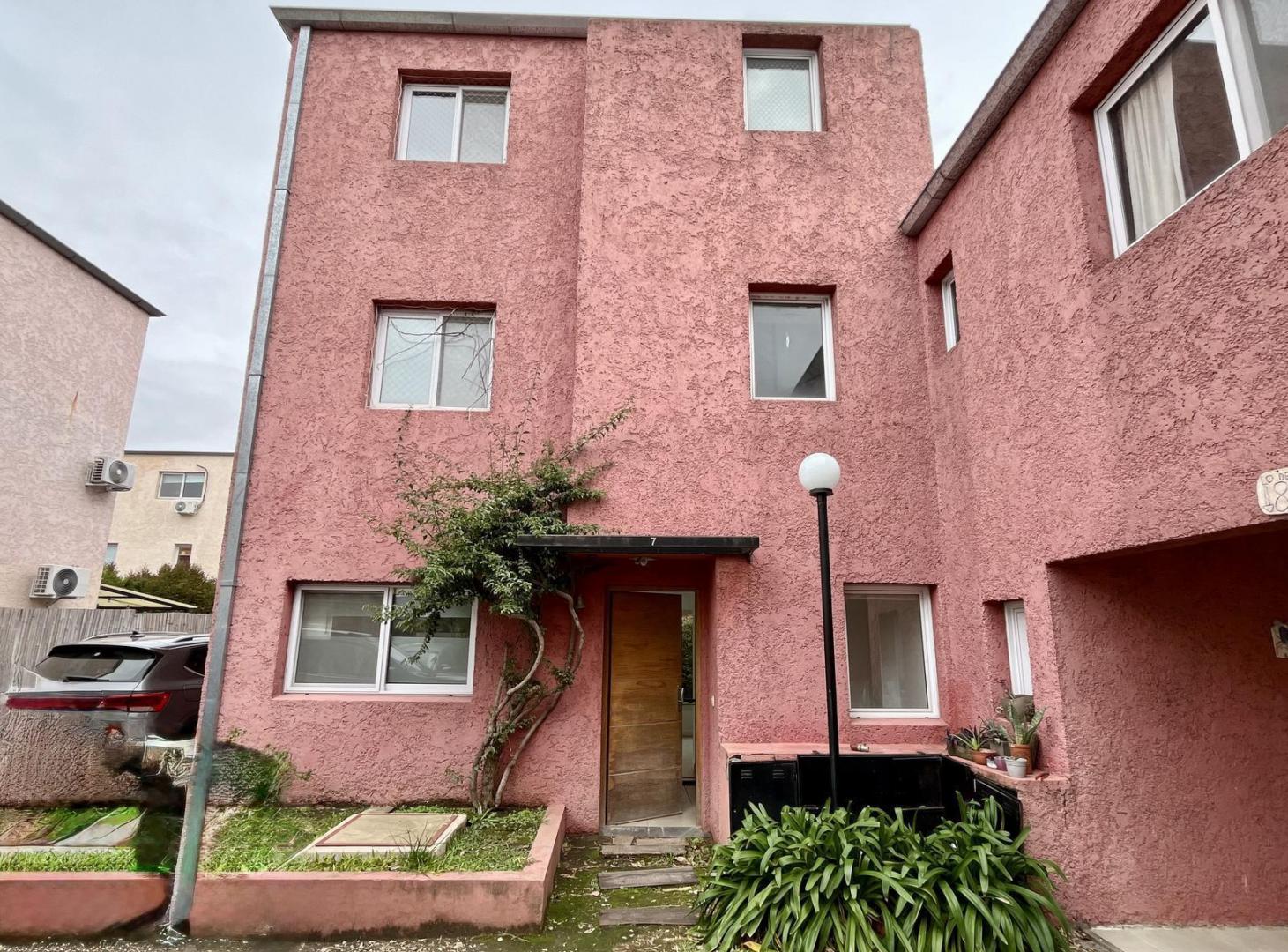 TRIPLEX EN ALQUILER SAN ISIDRO