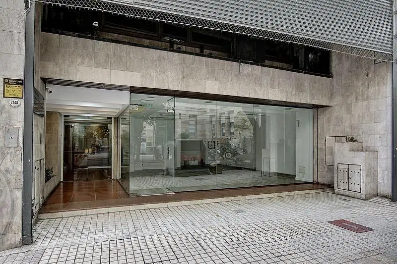 Edificio coorporativo de categoria 2