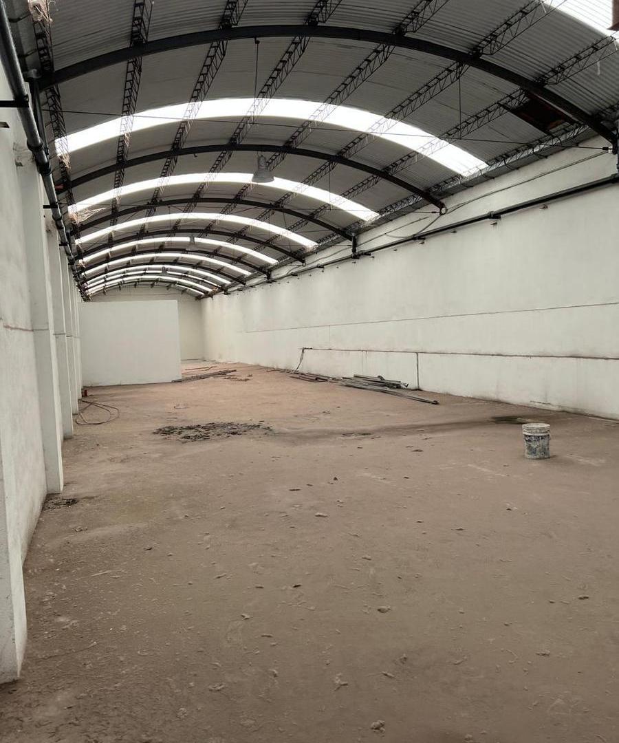 Foto de Galpon/Deposito Venta/Alquiler, imagen 5