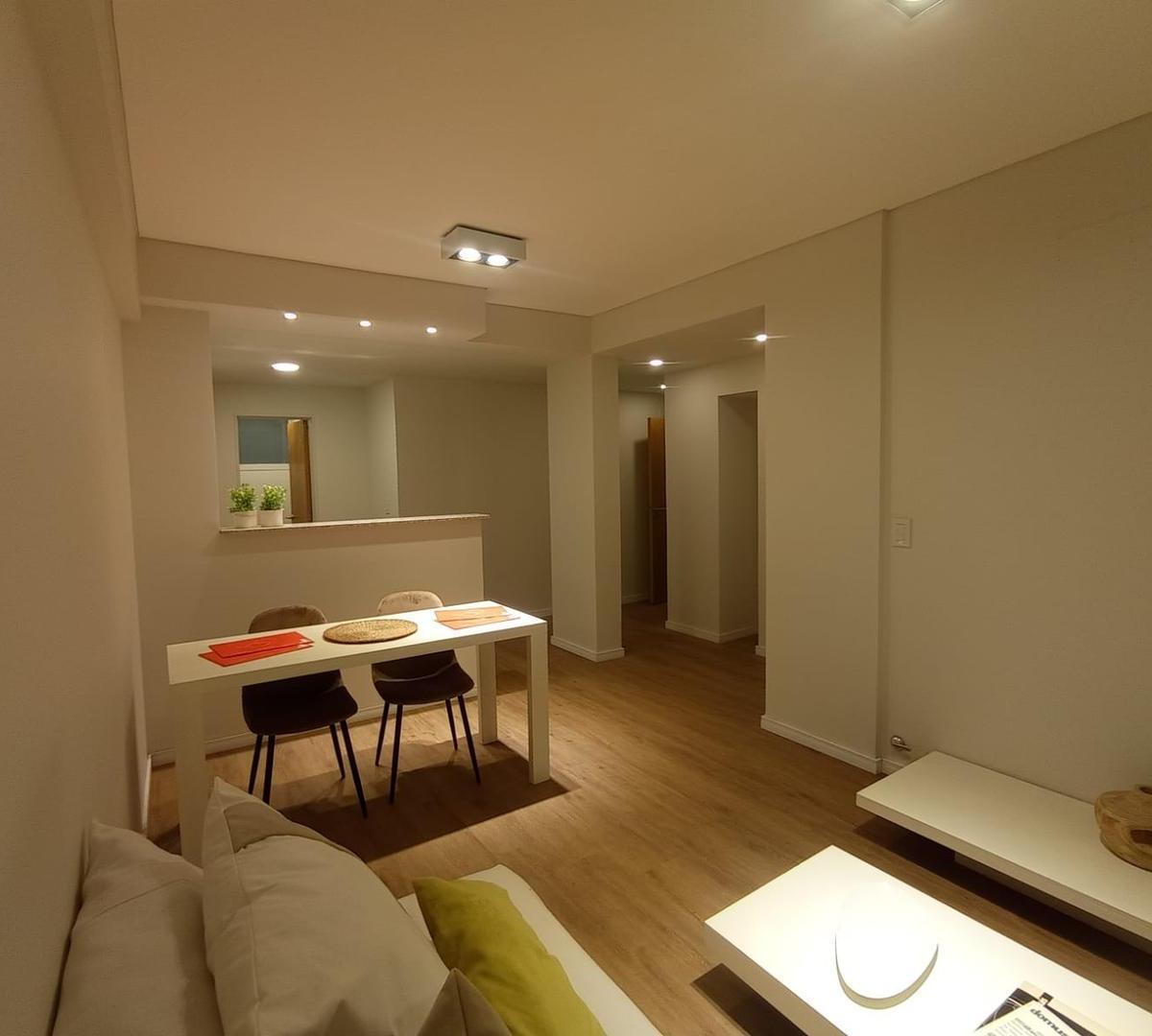DEPTO EN VENTA 3 AMBIENTES C/ TERRAZA 3 DE FEBRERO 1208