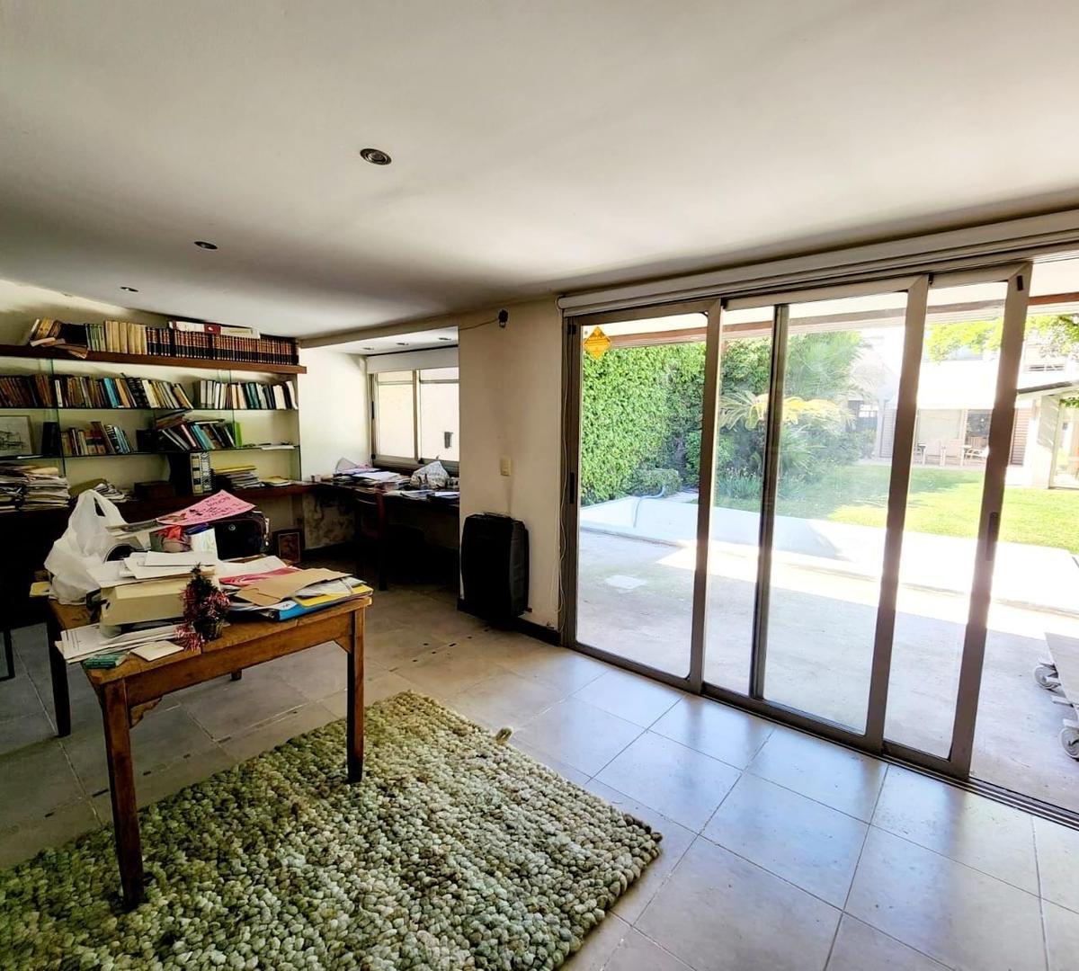 Foto de ESPECTACULAR CASA EN VENTA EN PLENO ALBERDI, imagen 4
