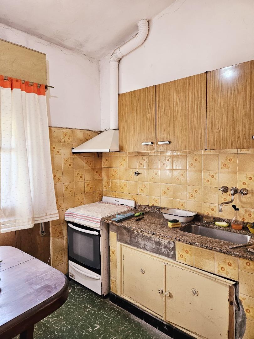 Excelente Casa de 3 Dorm. con Jardin en Barrio Correo 5