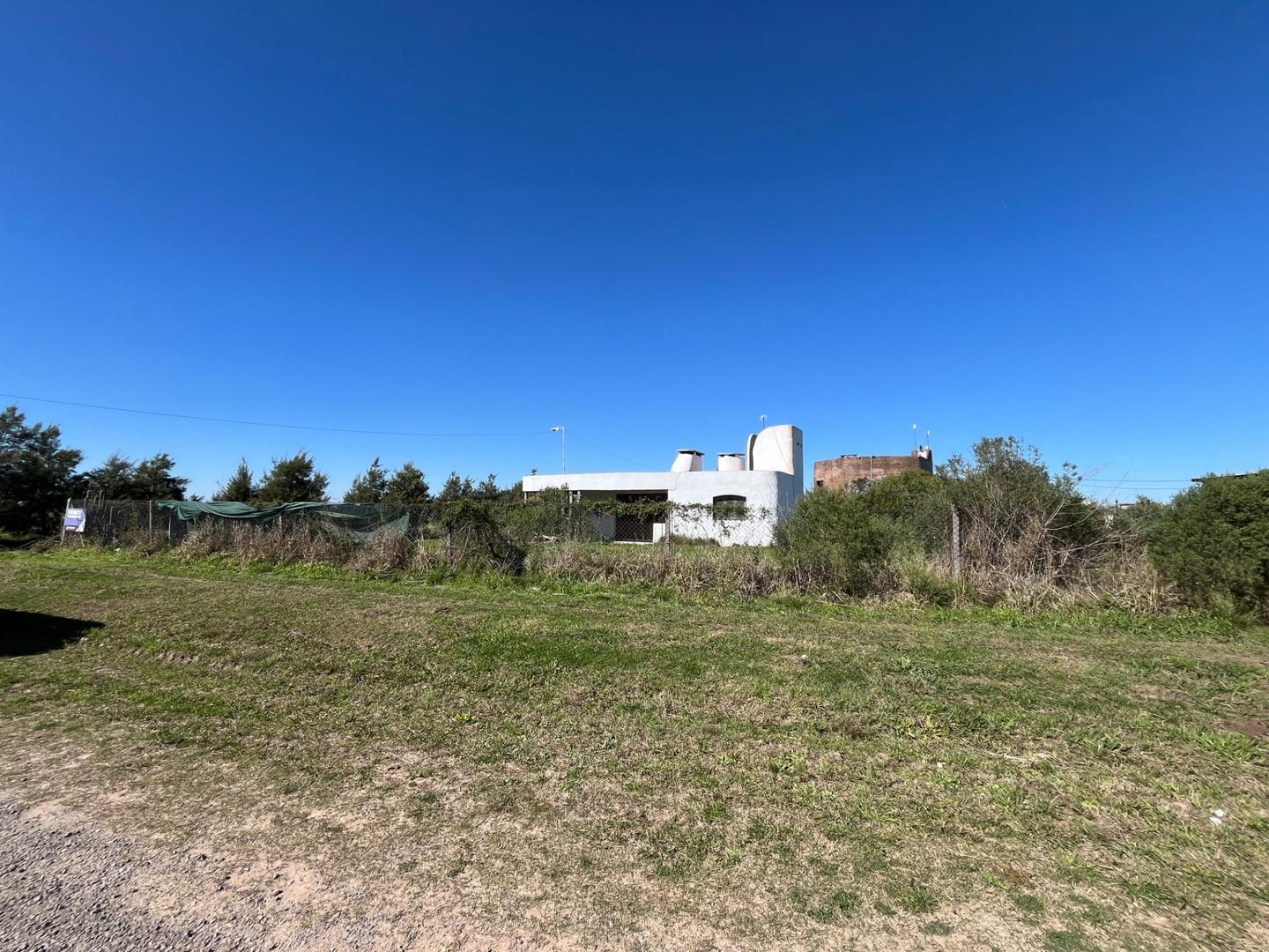 Foto de CASA 2 AMBIENTES EN FUNES TOWN - AMPLIO TERRENO DE 860 M2, imagen 4