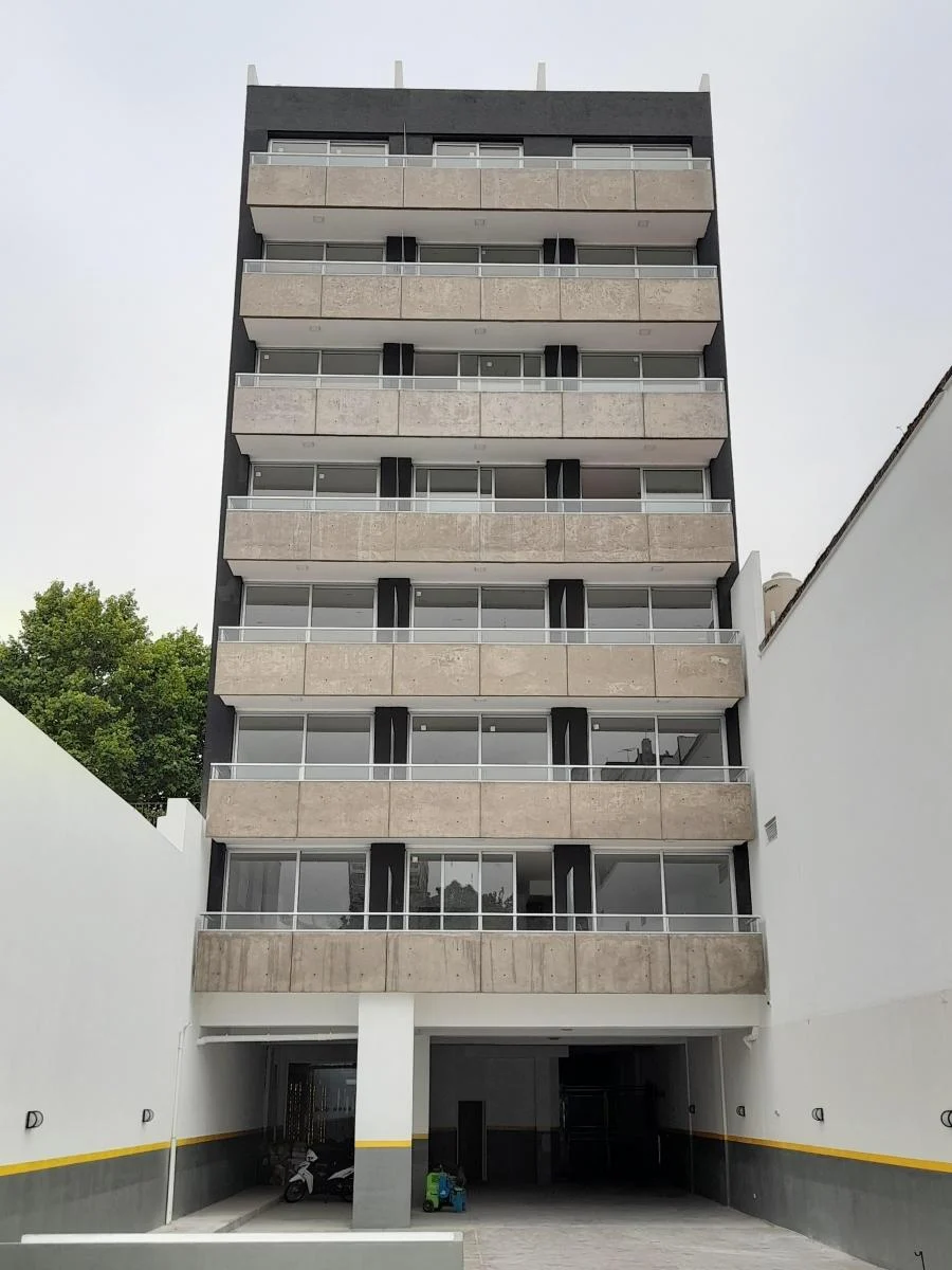 Amplio Monoambiente Al Contrafrente - Departamento 504 3