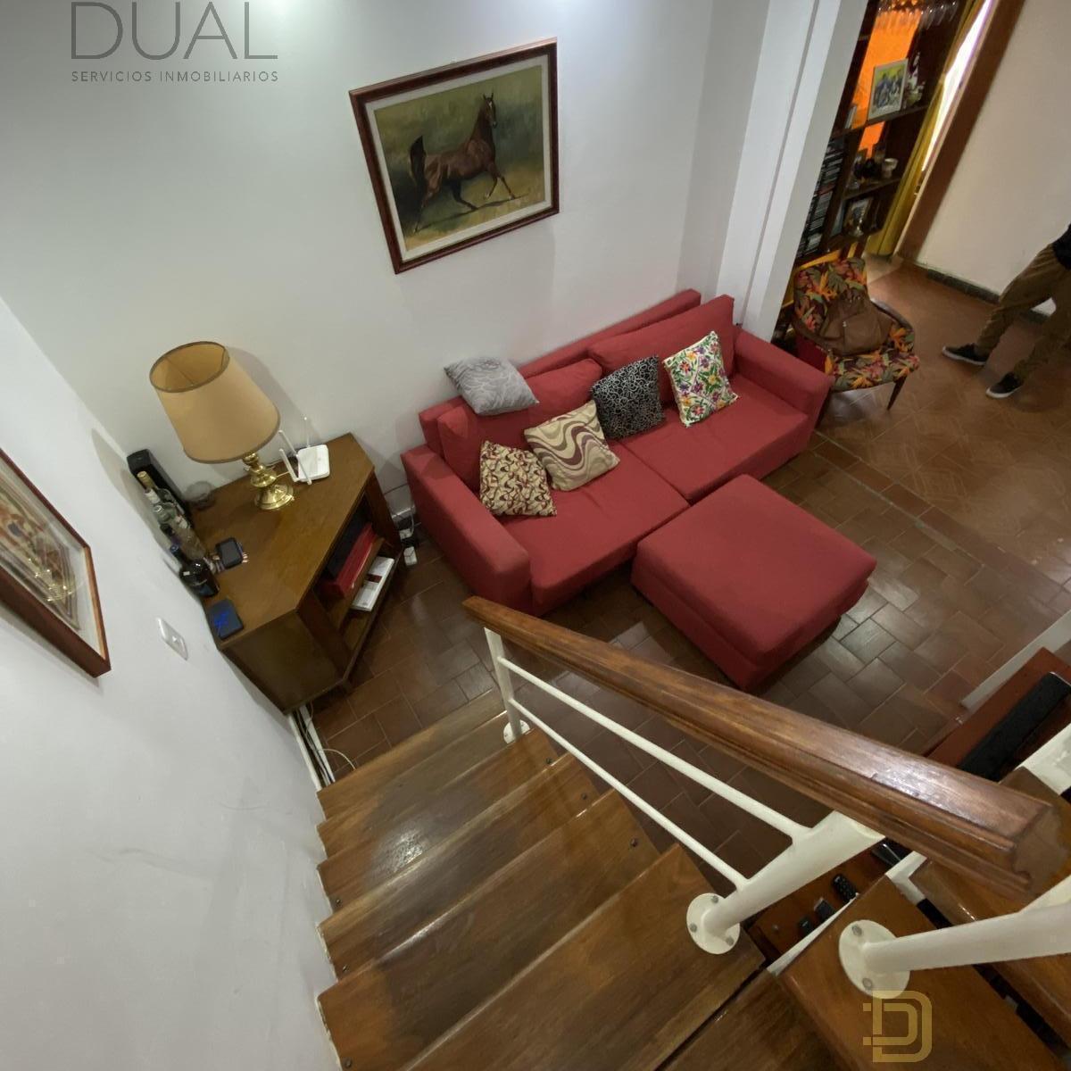 Venta Casa 4 Dorm. en Zona Sur con Patio y Terraza. 2