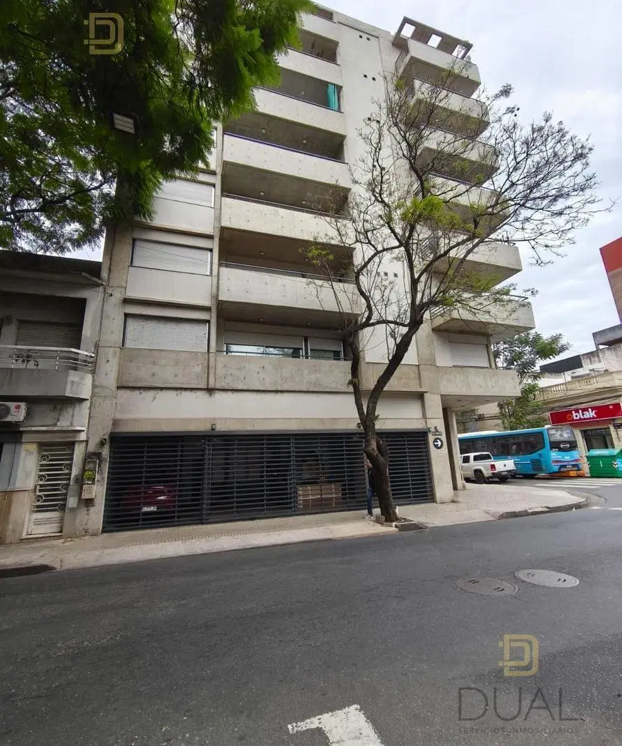 Cochera en Centro 2