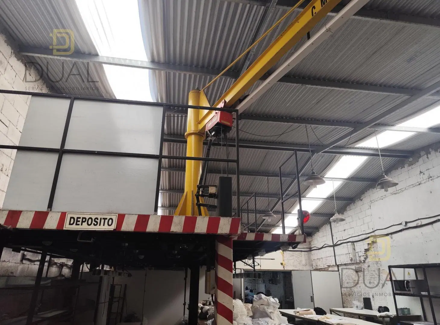 VENTA GALPÓN CON OFICINA Y MONTACARGAS – BARRIO BELGRANO ROSARIO 3