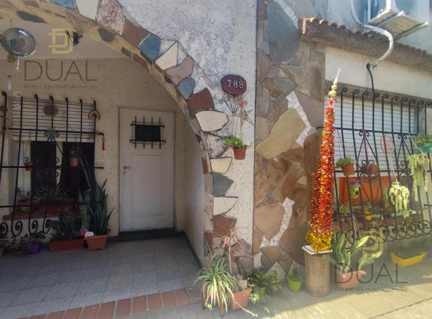 VENTA CASA 2 DORMITORIOS CON COMODÍN, PATIO Y TERRAZA – VILLA GOBERNADOR GÁLVEZ 2
