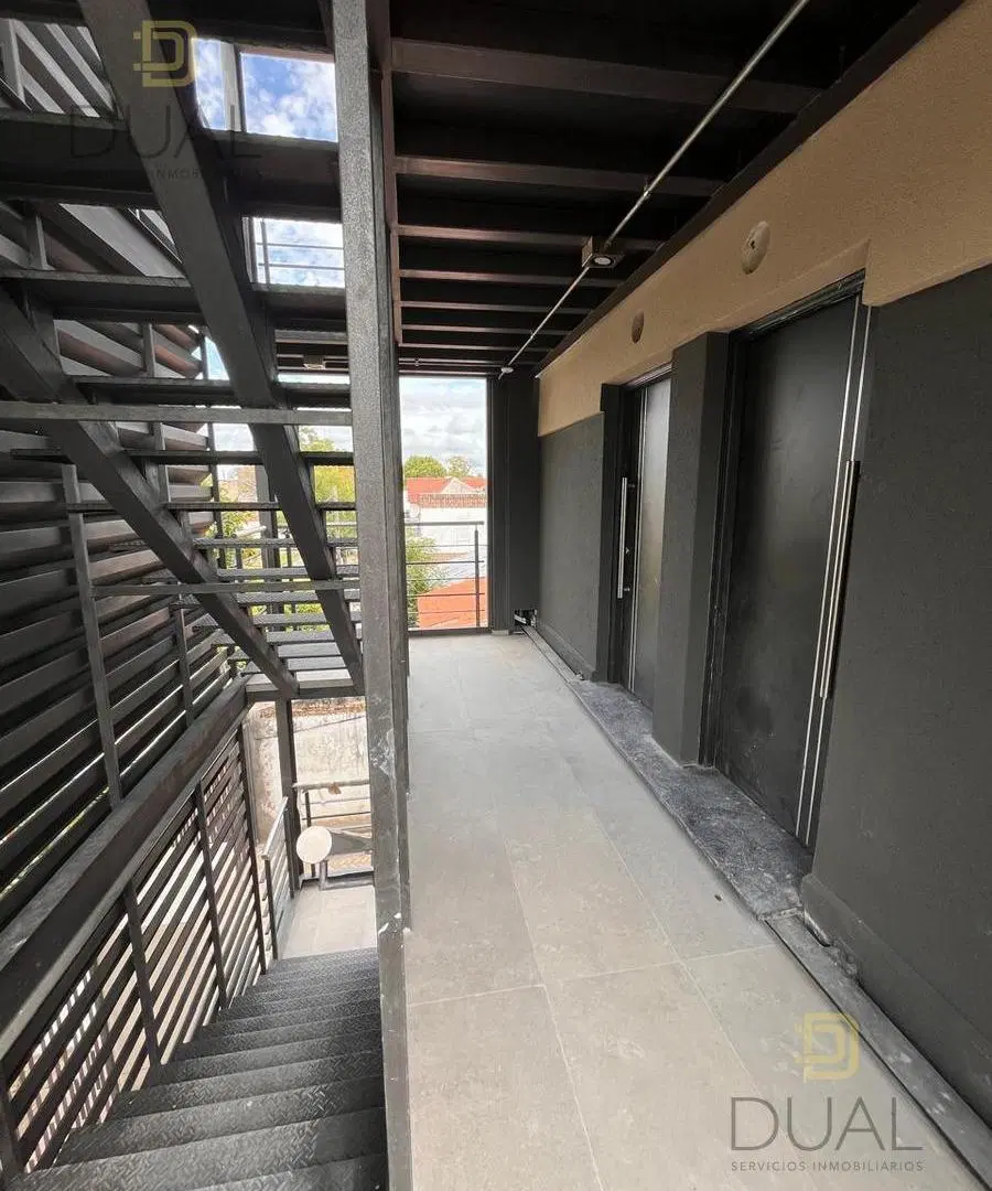 VENTA DEPARTAMENTO DOS DORMITORIOS CON COCHERA (OPCIONAL) EN BARRIO LA FLORIDA 4