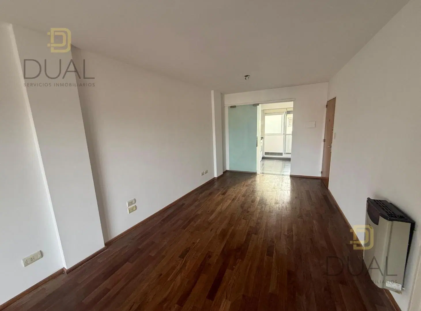 VENTA DEPARTAMENTO 1 DORMITORIO CON COCHERA EN ZONA CENTRO 3