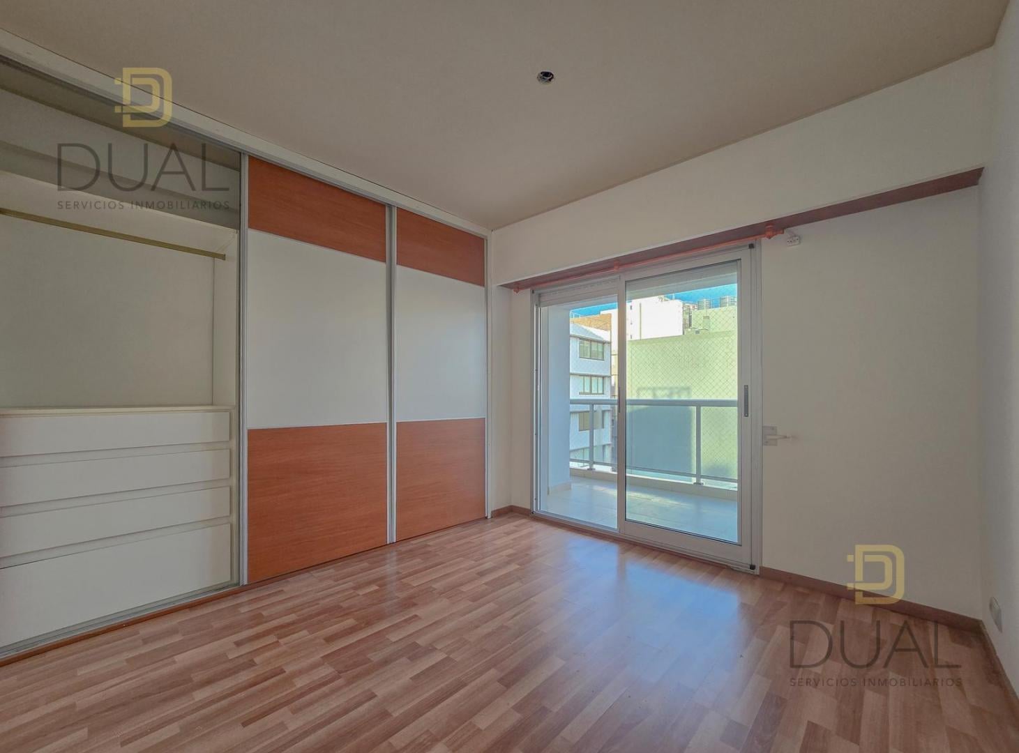 Foto de VENTA DEPARTAMENTO 1 DORMITORIO CON BALCON EN BARRIO CENTRO, imagen 4