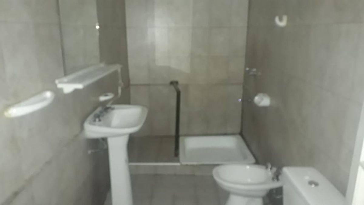 Foto de OPORTUNIDAD - DORREGO - GUAYMALLEN - ACEPTO MASCOTA - SIN EXPENSAS, imagen 2
