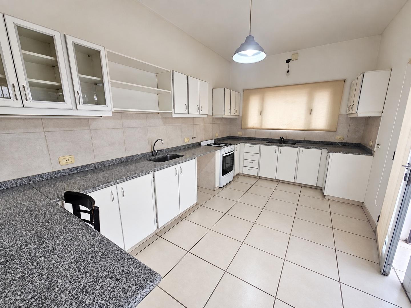 Foto de venta de Chalet en planta baja en Castelar Norte, imagen 4