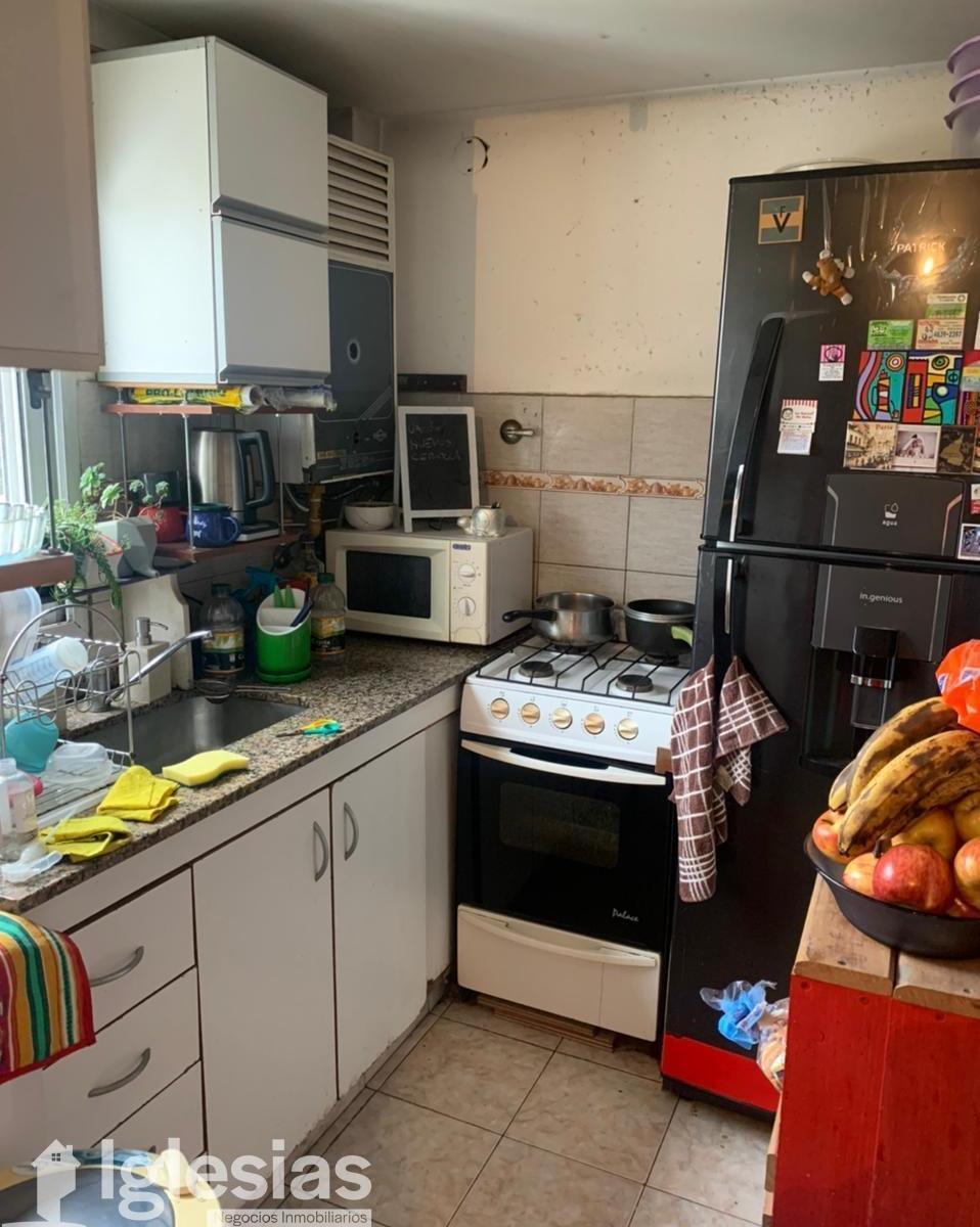 Foto de Departamento de dos ambientes en segundo piso por escalera, imagen 2