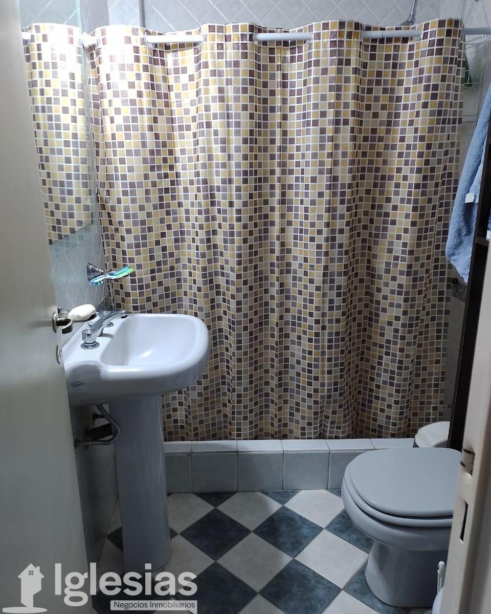 Foto de Muy bonito departamento de cuatro ambientes en planta baja, imagen 5