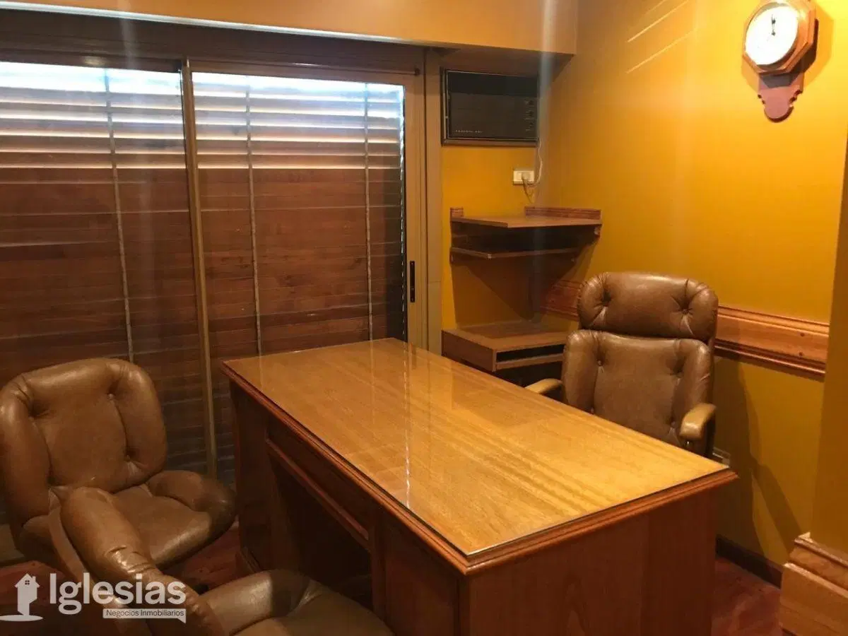Local comercial sobre Av Velez Sarsfield en Ciudad Madero 5