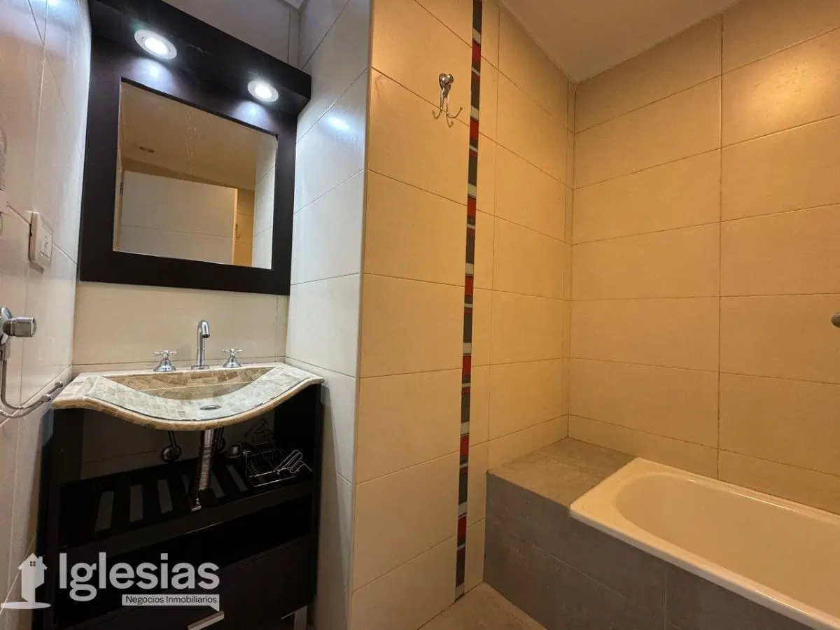 Departamento de 2 amb con terraza en Tapiales 2