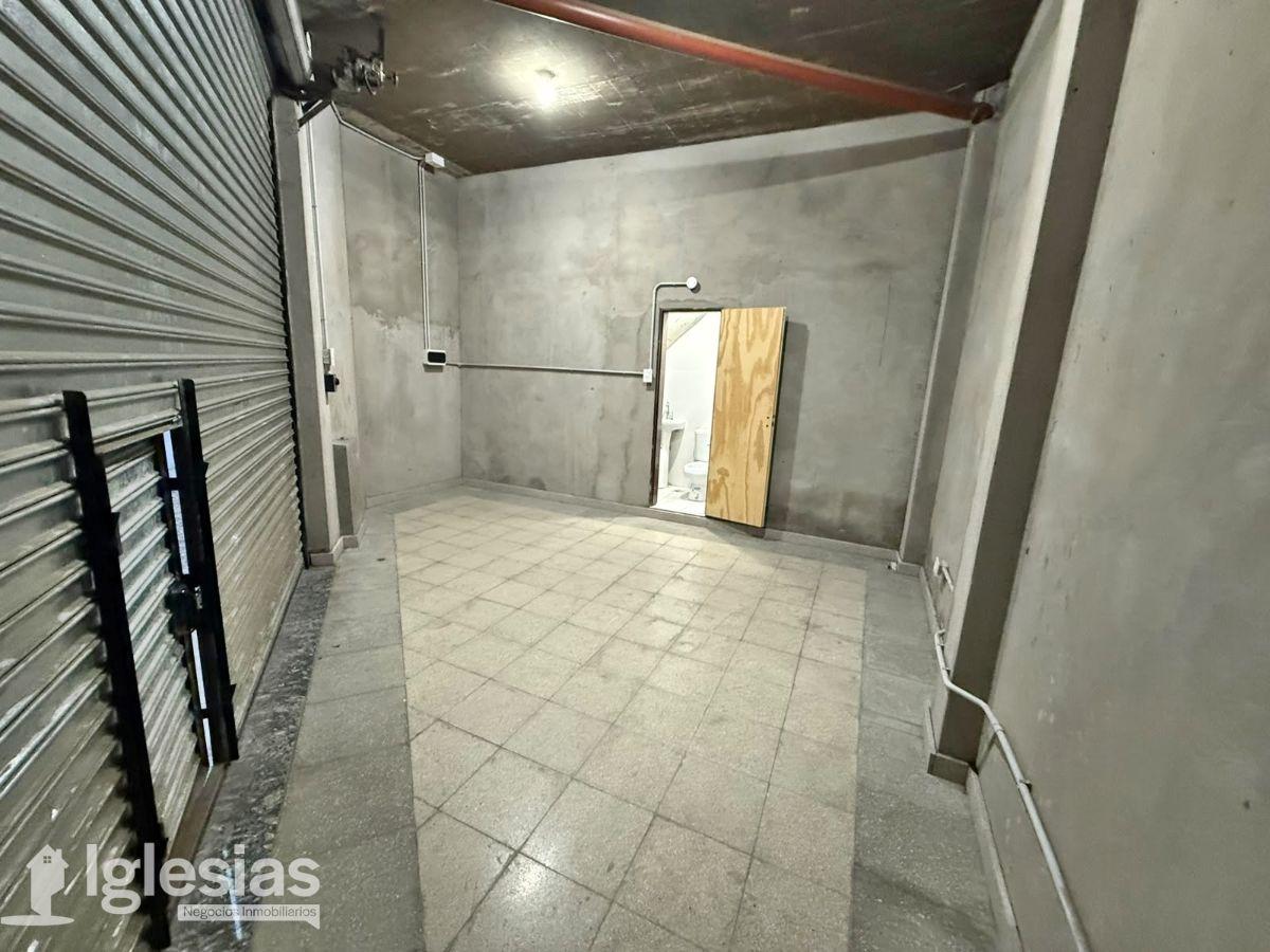 Foto de Local comercial en Tapiales, imagen 4