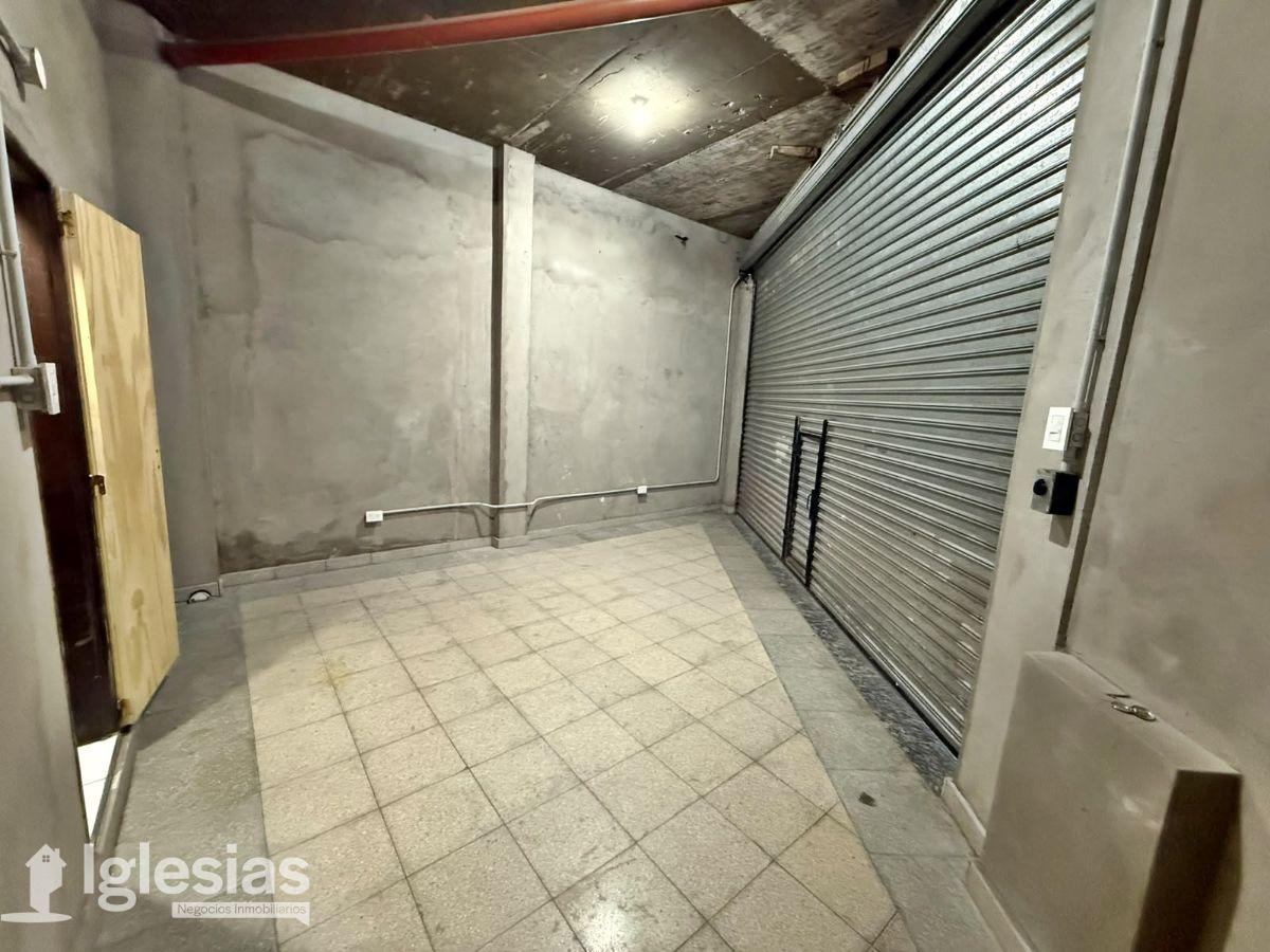 Foto de Local comercial en Tapiales, imagen 1