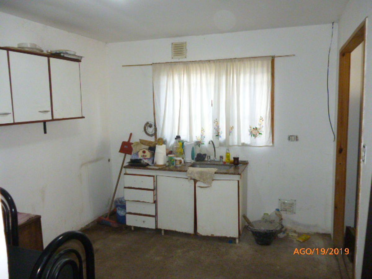 Foto de CASA EN VENTA EN BURZACO ZONA LA SERENISIMA, imagen 4