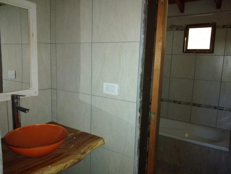 Foto de En venta cabaña de troncos en barrio Capilla Vieja, imagen 2