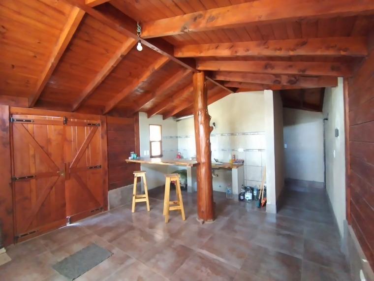 Foto de En venta cabaña de troncos en barrio Capilla Vieja, imagen 5